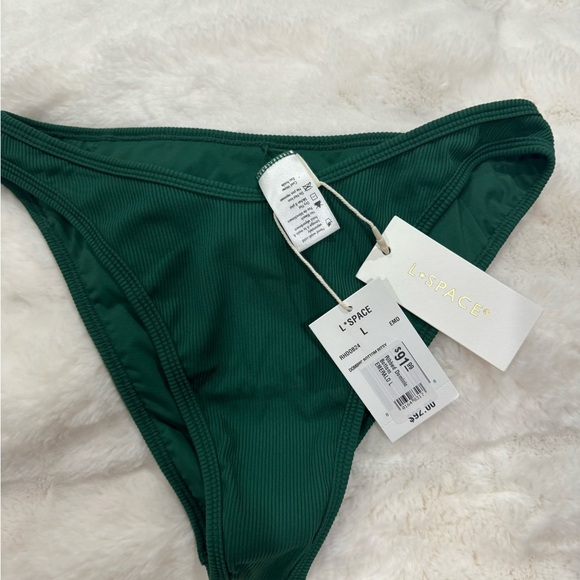 L space w tags brand new - Picture 7 of 15